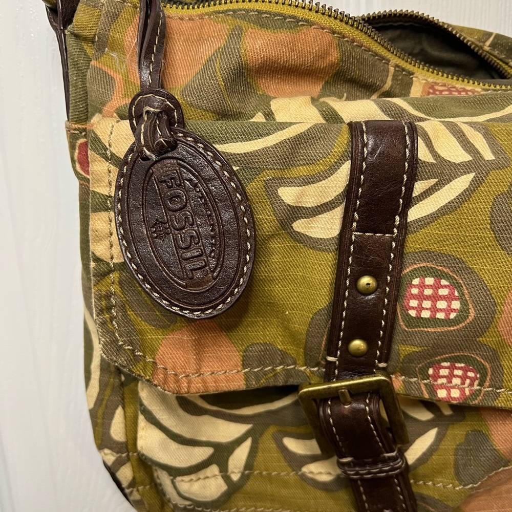 Brown Leather Ladies Bag and Watch Fossil - Picture 7 of 7